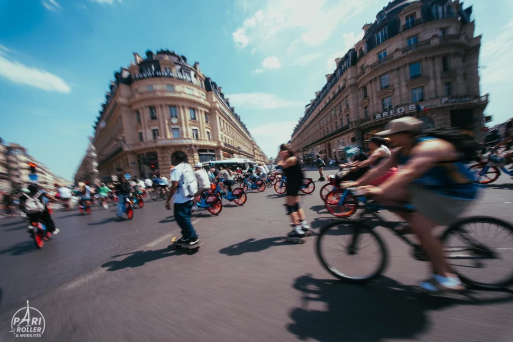 Starbucks – Ride the city